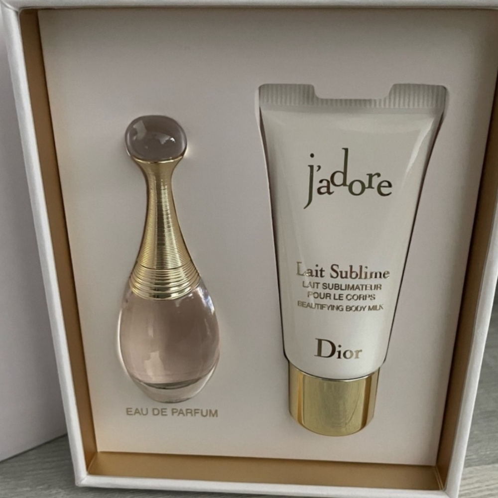 NIB J'adore Set